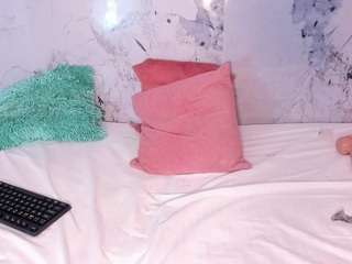 mia-duarte-1 webcam camsoda model stream image