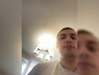 Dream022 webcam model stream image