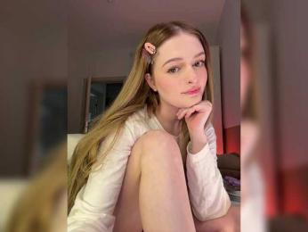 -loveli-di webcam bongacams model stream image