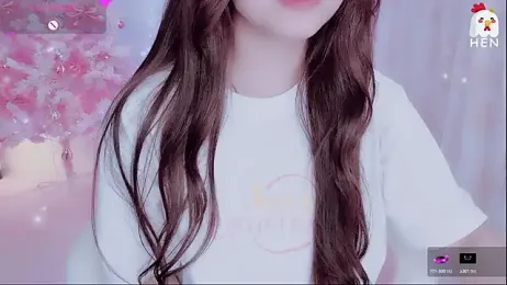 Hen-1m52 webcam stripchat model stream image