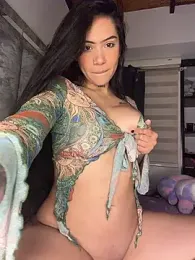 liahouses webcam stripchat model stream image