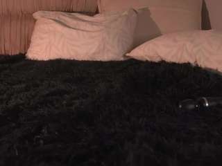 noreencovert webcam model stream image