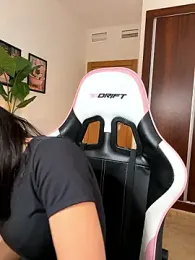 Adriennesexxx webcam stripchat model stream image