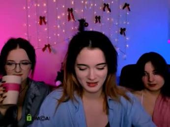 luna_berryy webcam model stream image