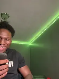 Festivitiesking1 webcam stripchat model stream image