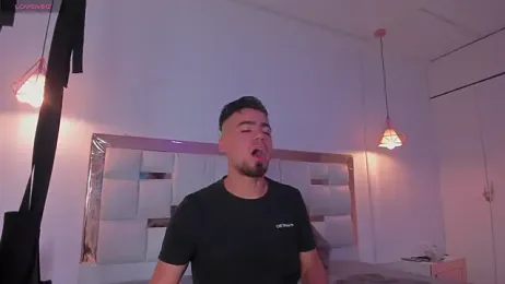 PittAndLunaa webcam model stream image