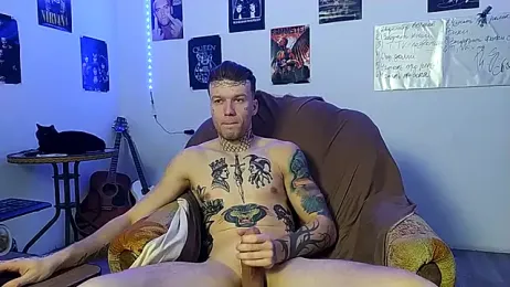 Huntall77 webcam model stream image