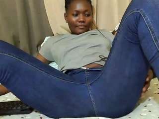 cutenana webcam model stream image