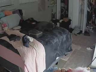 voyeurcam-house-charleys-room webcam camsoda model stream image
