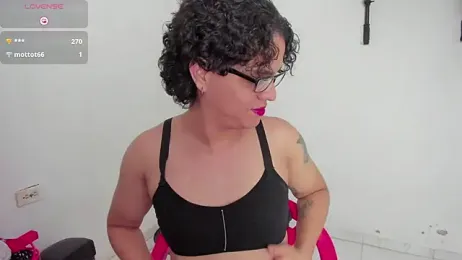 Diane_blossom webcam stripchat model stream image