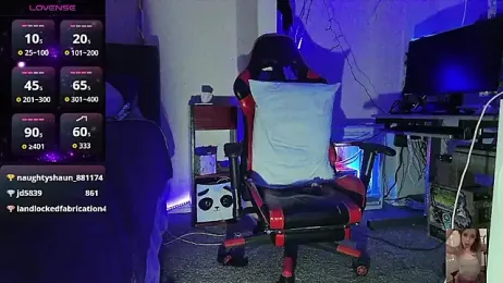 Blondiewithanass webcam model stream image