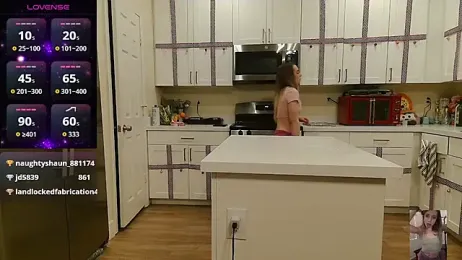 Blondiewithanass webcam model stream image