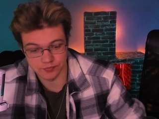 lucas-long webcam model stream image