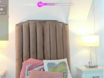 emma_torres__ webcam model stream image