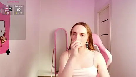 Vi_Luxy webcam model stream image