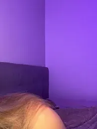 lunawolf21 webcam model stream image