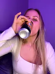 lunawolf21 webcam model stream image