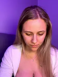 lunawolf21 webcam model stream image