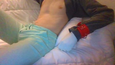 OmbraCremisi99 webcam model stream image