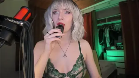 Mistress_Iris webcam stripchat model stream image