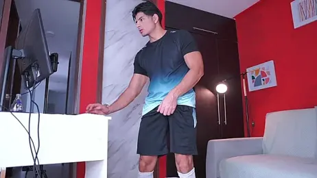 wild_col_ webcam model stream image