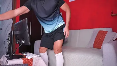 wild_col_ webcam model stream image