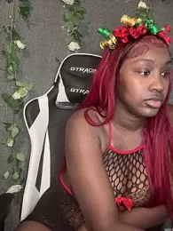 ToyaThick webcam model stream image