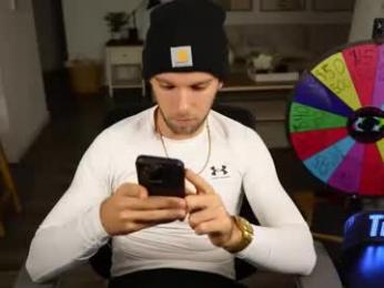 troy_greenxo webcam model stream image