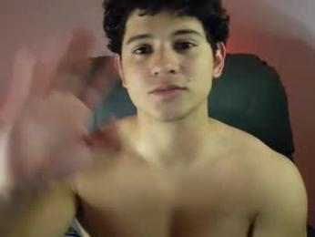 lilhotnando webcam model stream image