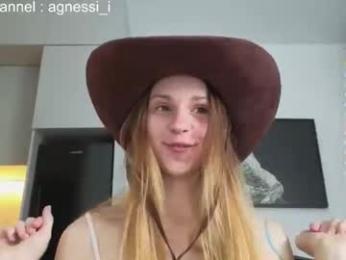 agnessi_ webcam model stream image