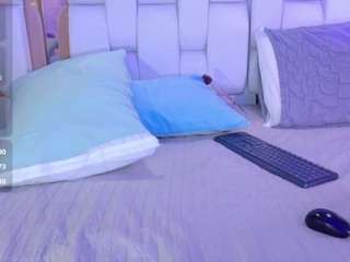 valkiria-moore webcam model stream image