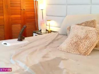 lissetlong69 webcam chaturbate model stream image