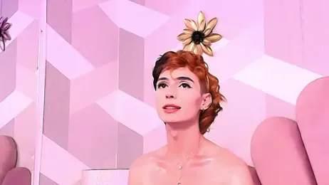 KylieMonnett webcam model stream image