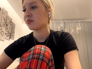 Maida Slaydon webcam model stream image