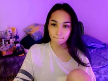 sweetlilly_18 webcam model stream image