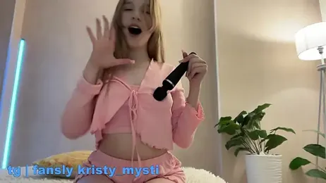 Kristy_mysti webcam model stream image