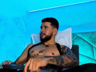 Dick Griffith webcam model stream image