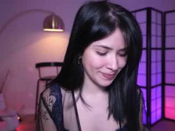 anniehillofficial_ webcam model stream image