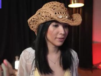 anniehillofficial_ webcam chaturbate model stream image