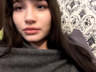 Samira Sieger webcam model stream image