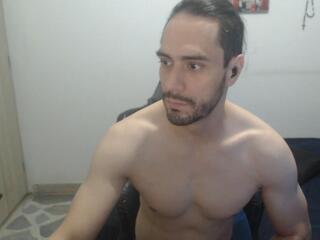 Jusstin I webcam model stream image
