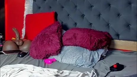 YayaHilton webcam model stream image