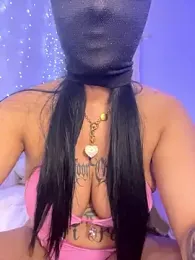 kamila_french webcam model stream image