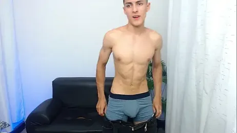 Matiius18 webcam model stream image