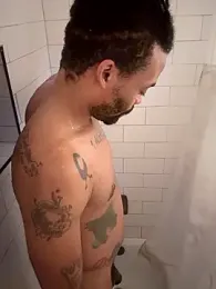 2HandsLong webcam model stream image