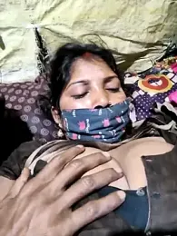 Indiandesicouple155 webcam model stream image