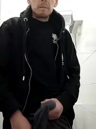 CrookedBunk3527 webcam model stream image