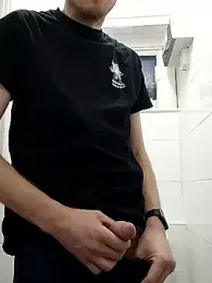 CrookedBunk3527 webcam model stream image