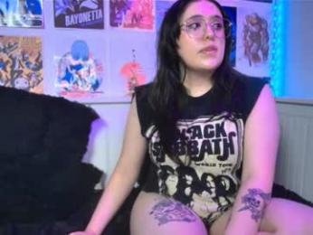 snowblack_ webcam model stream image