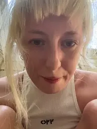 RonnieKiss webcam model stream image